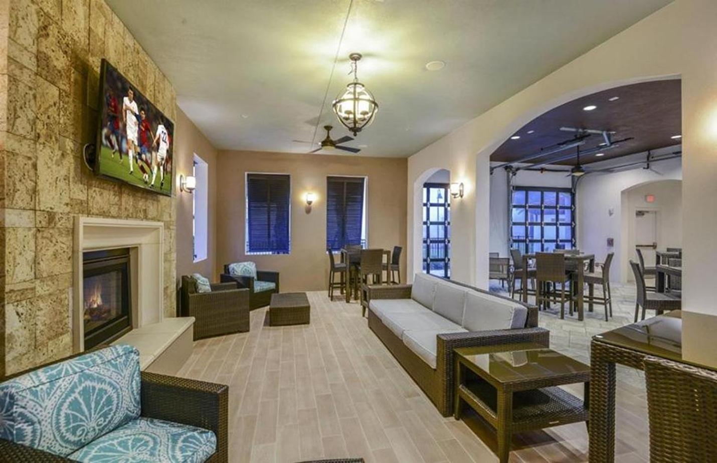 Beautiful Townhome Wprivate Pool 7 Mi To Disney Кисими Екстериор снимка